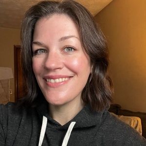 Meet your Posher, Jeni